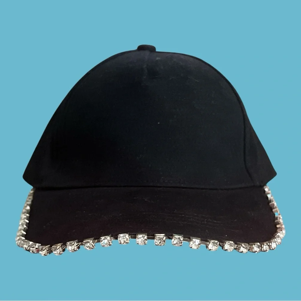 Women Elegant Black Rhinestone Cap